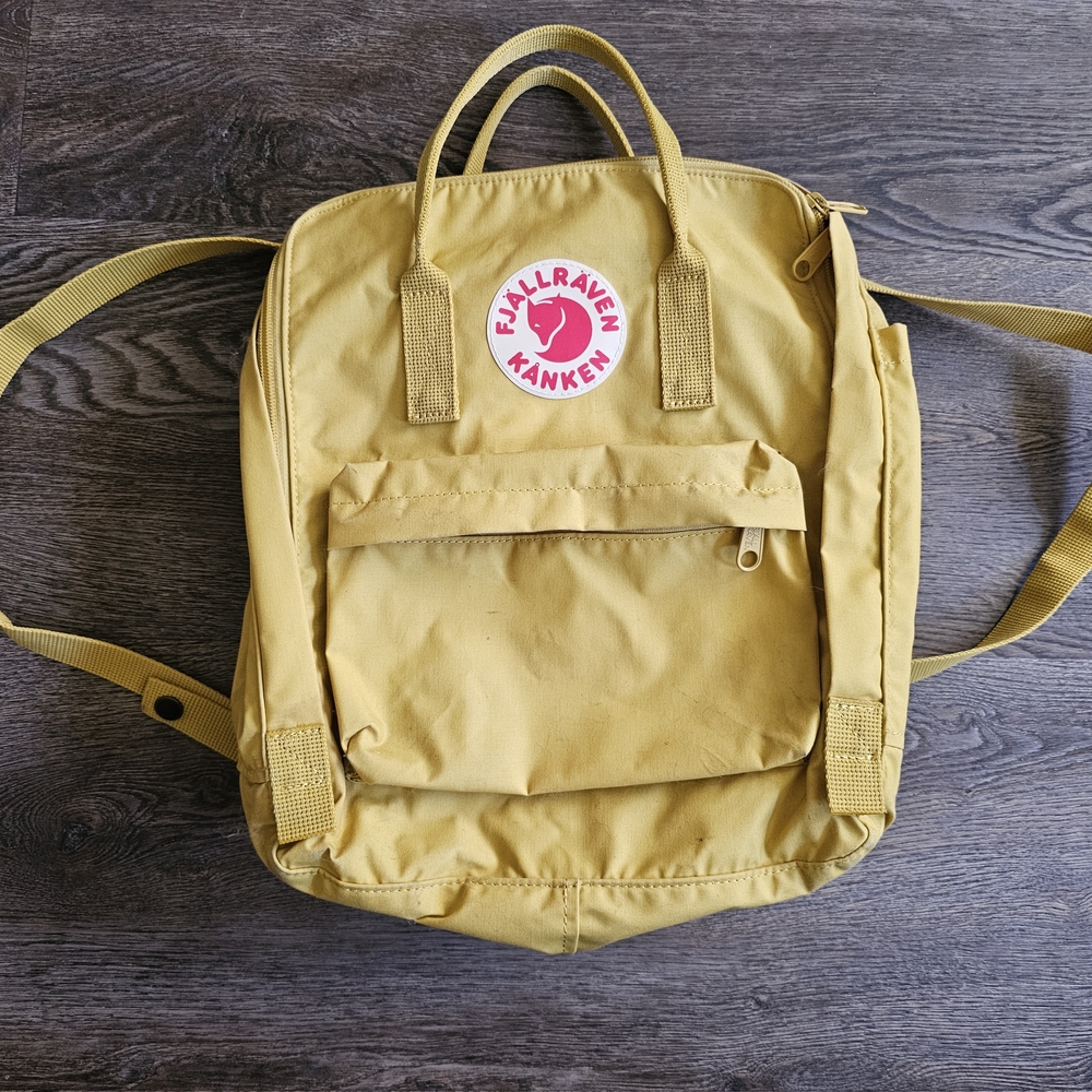 Fjallraven Kånken Yellow Backpack